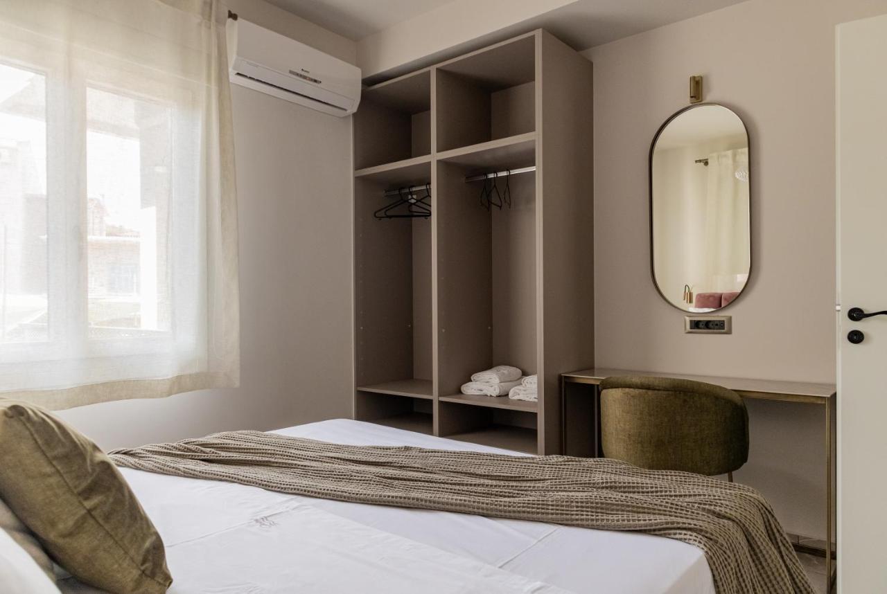 Chelmis Sea Front Apartments - Atlantis Argostoli  Bagian luar foto